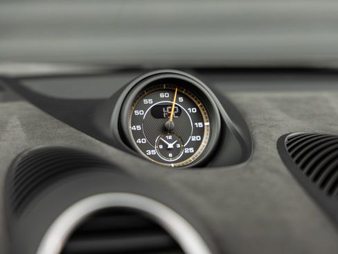 Certified 2025 Porsche 718 Cayman GT4 RS RWD image 16
