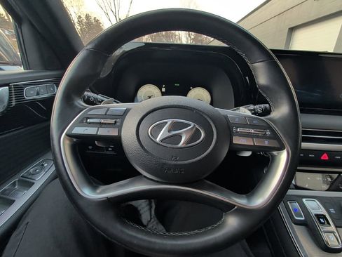 Used 2023 Hyundai Palisade Calligraphy image 21