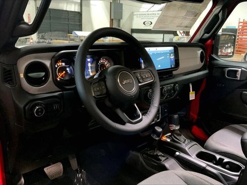 New 2026 Jeep Gladiator Sport image 7