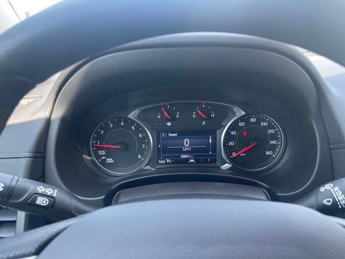 Used 2024 GMC Terrain SLE w/ Driver Convenience Package FWD image 14