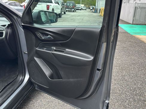 Used 2019 Chevrolet Equinox LT image 12