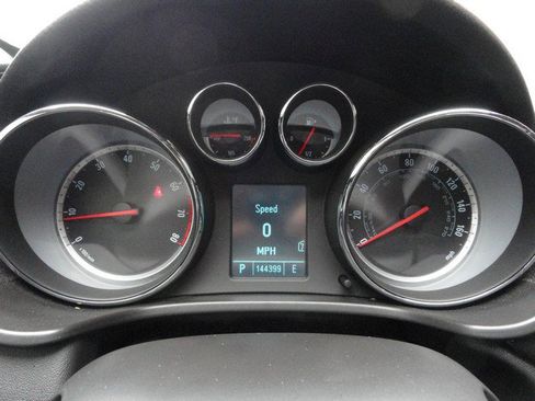 Used 2011 Buick Regal CXL w/ RL4 Preferred Equipment Group image 12