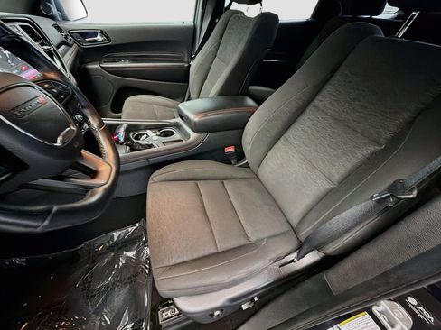 Used 2025 Dodge Durango GT RWD image 11