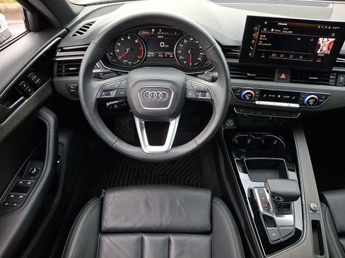 Used 2024 Audi A4 2.0T Premium w/ Convenience Package image 11