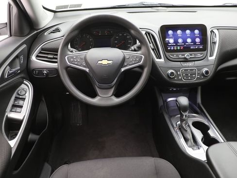 Used 2024 Chevrolet Malibu LT image 12