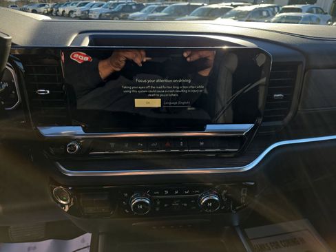 New 2026 GMC Sierra 2500 SLT w/ SLT Convenience Package image 22