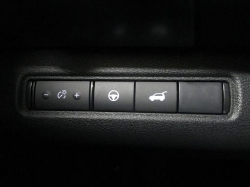 New 2025 Nissan Pathfinder SL image 22