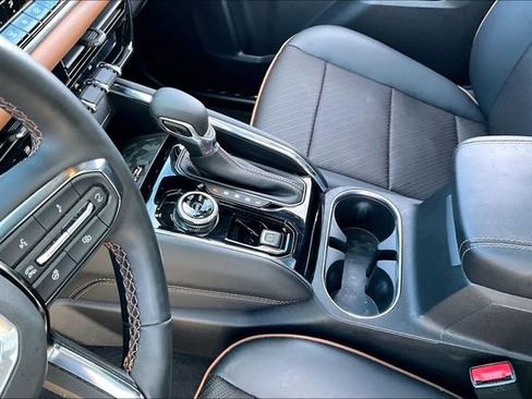 Used 2023 GMC Canyon AT4 w/ AT4 Premium Package image 15