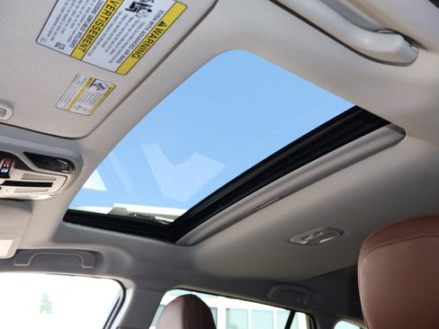 Used 2024 Subaru Outback Touring XT w/ Tech Package 3 image 5