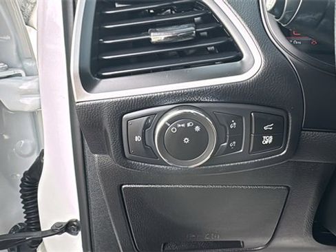 Certified 2023 Ford Edge SEL w/ Convenience Package image 15