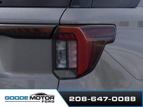New 2026 Ford Explorer ST-Line w/ ST-Line Street Pack AWD/4WD image 21