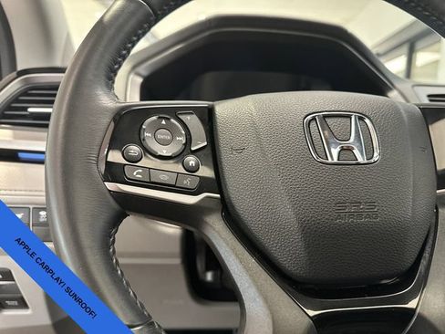 Used 2023 Honda Odyssey Touring image 21