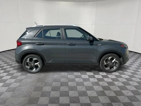 Certified 2024 Hyundai Venue SEL FWD image 12