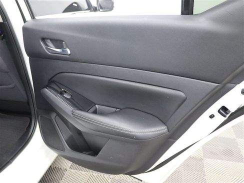 Used 2020 Nissan Altima 2.5 SV FWD image 21