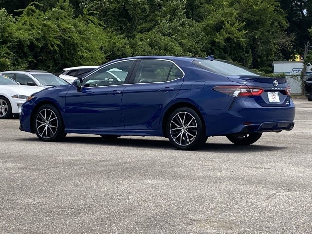 Used 2024 Toyota Camry SE AWD/4WD image 5