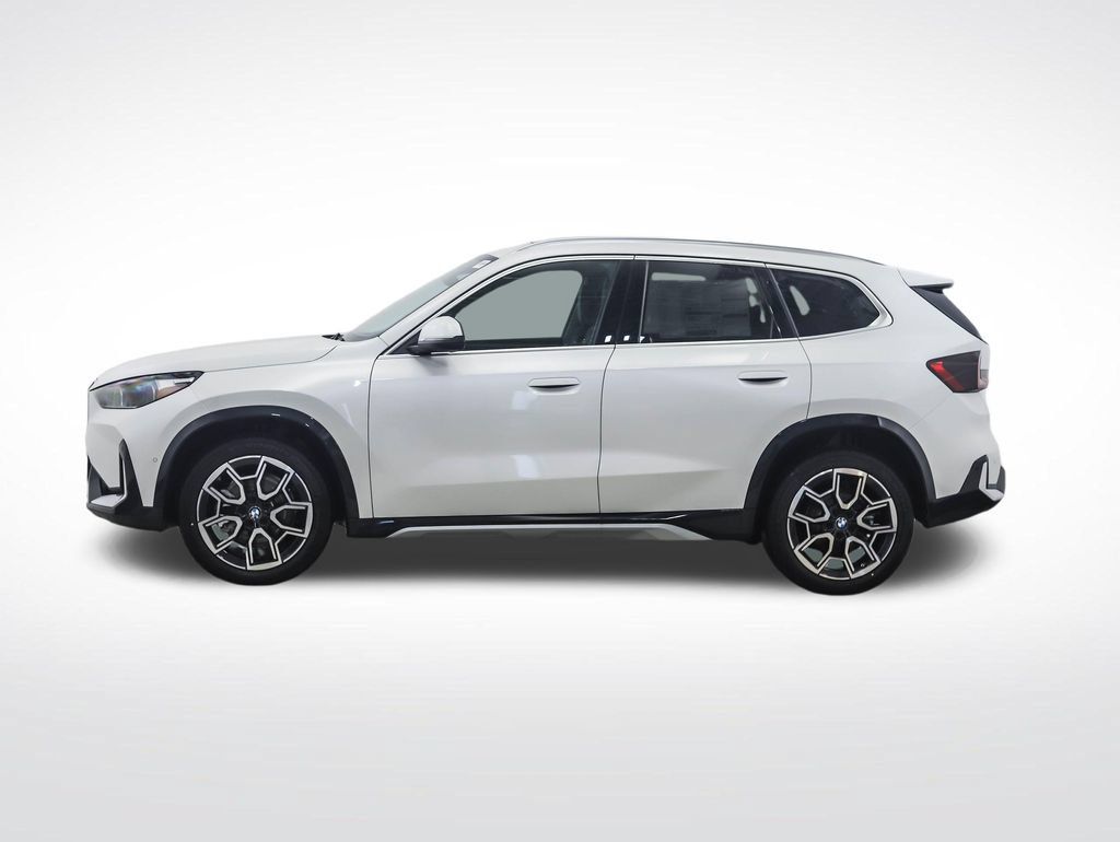 Used 2026 BMW X1 xDrive28i w/ Convenience Package AWD/4WD image 2