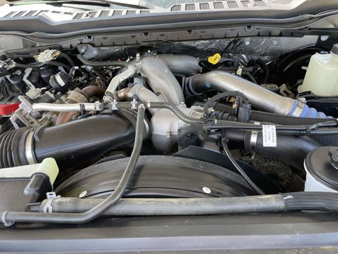 Used 2024 Ford F250 XLT w/ FX4 Off-Road Package AWD/4WD image 34