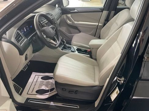 Certified 2024 Volkswagen Tiguan SE R-Line AWD/4WD image 15