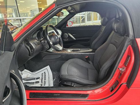 Used 2003 BMW Z4 2.5i image 13