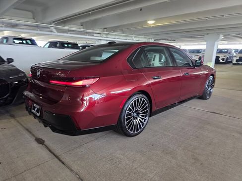 New 2026 BMW 740i xDrive AWD/4WD image 4