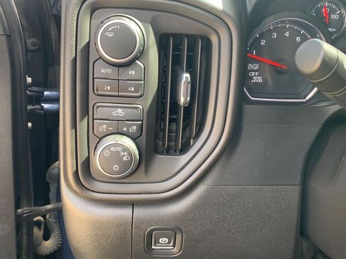 Used 2022 Chevrolet Silverado 1500 Custom Trail Boss w/ Safety Confidence Package image 16