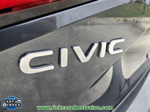 Used 2025 Honda Civic Sport image 17