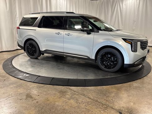 New 2026 Kia Carnival SX Prestige FWD image 12