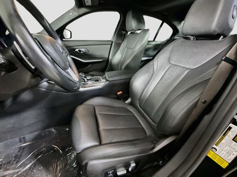 Used 2020 BMW 330i Sedan w/ Convenience Package RWD image 22
