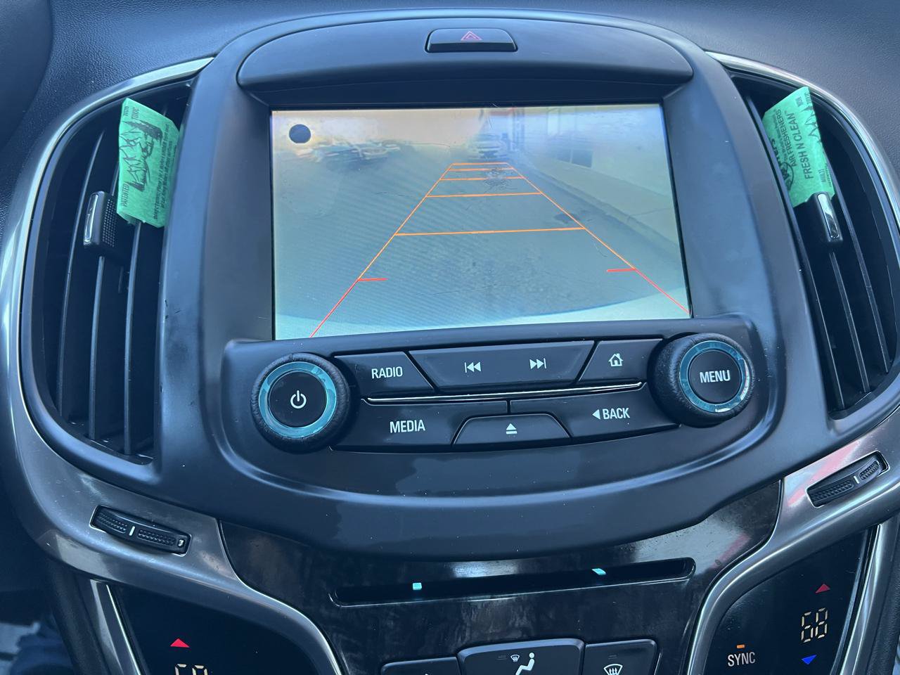 Used 2015 Buick LaCrosse FWD image 21
