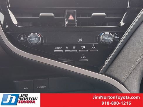 Used 2024 Toyota Camry SE w/ Cold Weather Package image 21