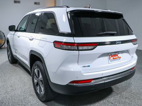 Used 2022 Jeep Grand Cherokee Limited 4xe AWD/4WD image 9