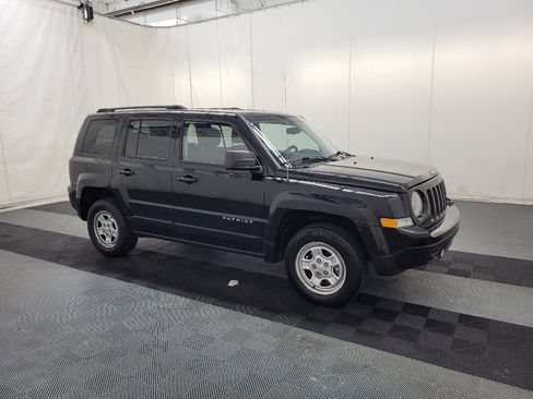 Used 2014 Jeep Patriot Sport w/ Power Value Group FWD image 11