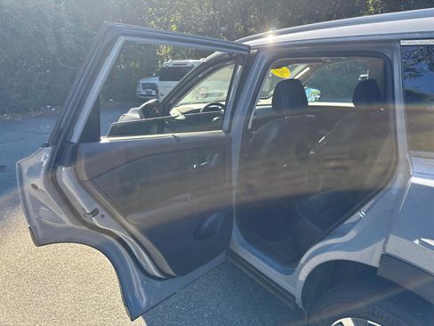 Used 2022 Nissan Rogue SL w/ SL Premium Package image 33