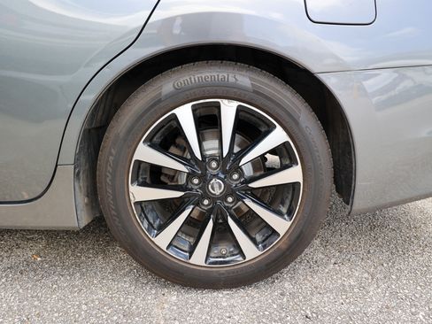 Used 2018 Nissan Altima 2.5 SV FWD image 13