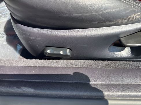 Used 2003 Ford Thunderbird Deluxe image 10