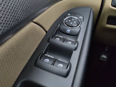 Used 2017 Ford Explorer 4WD image 27