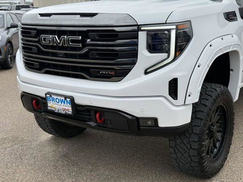 Used 2023 GMC Sierra 1500 AT4 AWD/4WD image 16