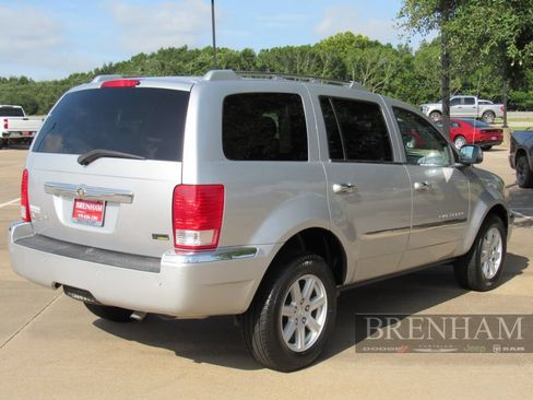 Used 2007 Chrysler Aspen Limited w/ PWR Convenience Group RWD image 6