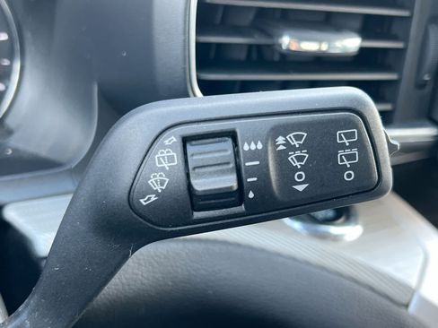 Used 2024 Ford Explorer XLT w/ Equipment Group 202A AWD/4WD image 25
