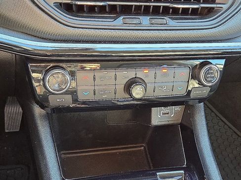 Used 2022 Jeep Compass Trailhawk image 29