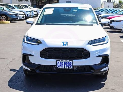Used 2026 Honda HR-V EX-L image 4