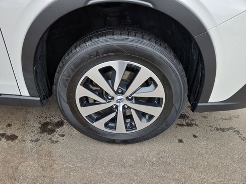 Used 2022 Subaru Outback Premium image 12