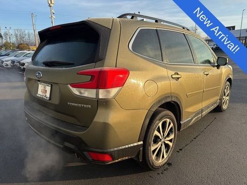 Used 2023 Subaru Forester Limited image 7