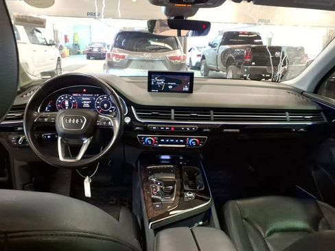 Used 2018 Audi Q7 3.0T Prestige w/ Prestige Package image 6