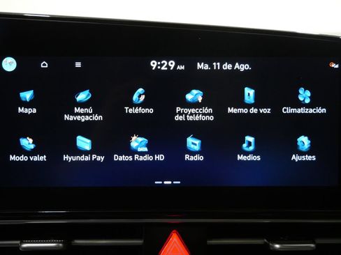 Used 2023 Hyundai Elantra SEL w/ Convenience Package FWD image 17