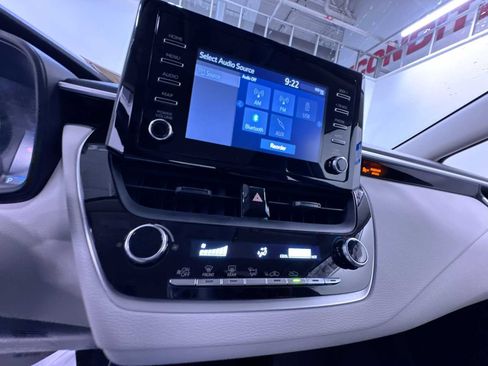 Used 2020 Toyota Corolla L image 26