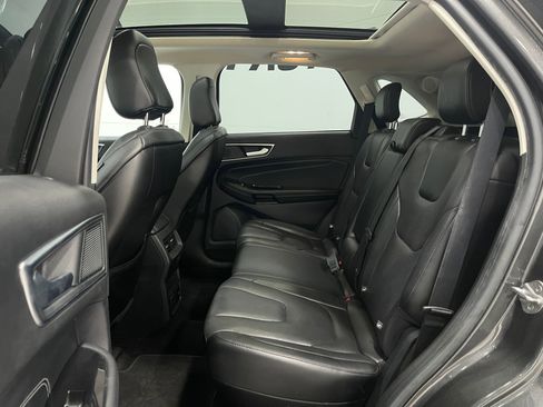 Used 2020 Ford Edge Titanium w/ Equipment Group 301A image 31