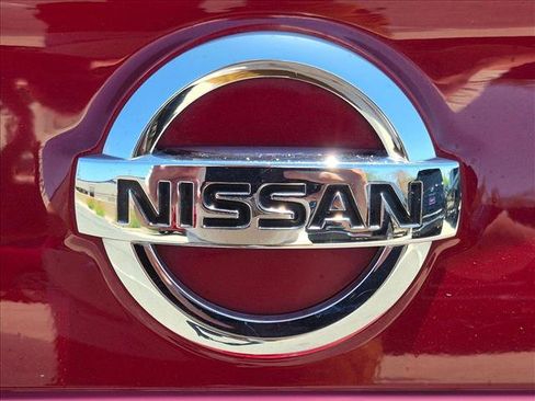 Used 2020 Nissan Rogue Sport SV FWD image 29