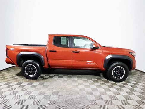 Certified 2025 Toyota Tacoma TRD Off-Road w/ TRD Off Road Premium Package image 9
