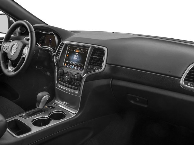 Certified 2017 Jeep Grand Cherokee Laredo w/ Quick Order Package 23E AWD/4WD image 16